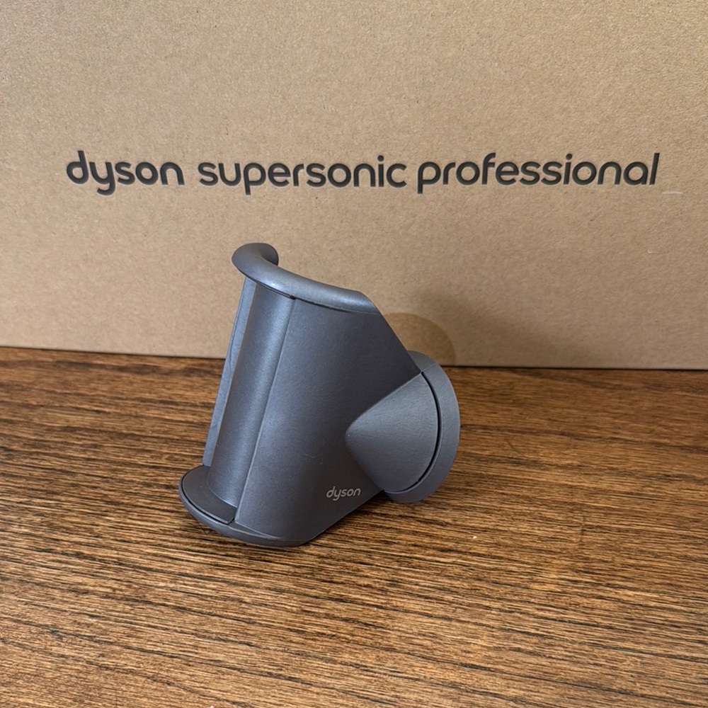 Dyson Supersonic Professional - Flyaway attachment